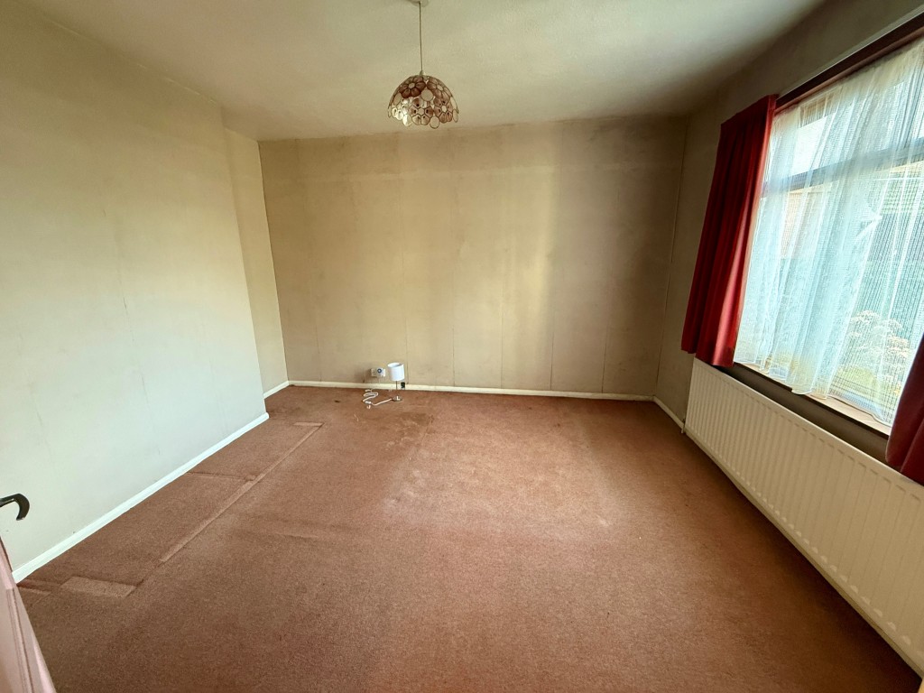 Lot: 89 - DEVELOPMENT OPPORTUNITY - PERMISSION FOR TWO DETACHED CHALET BUNGALOWS AND EXTENSION OF EXISTING DWELLING INTO CHALET BUNGALOW - Bedroom two